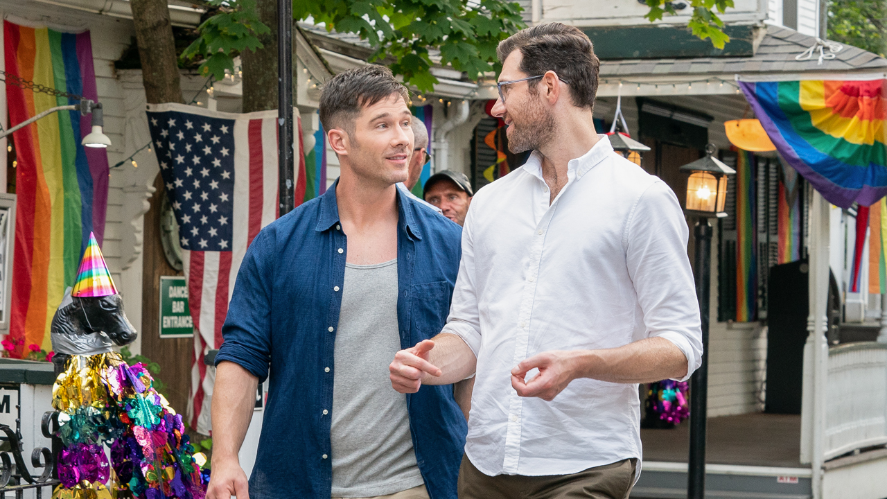 Luke Macfarlane and Billy Eichner in Bros