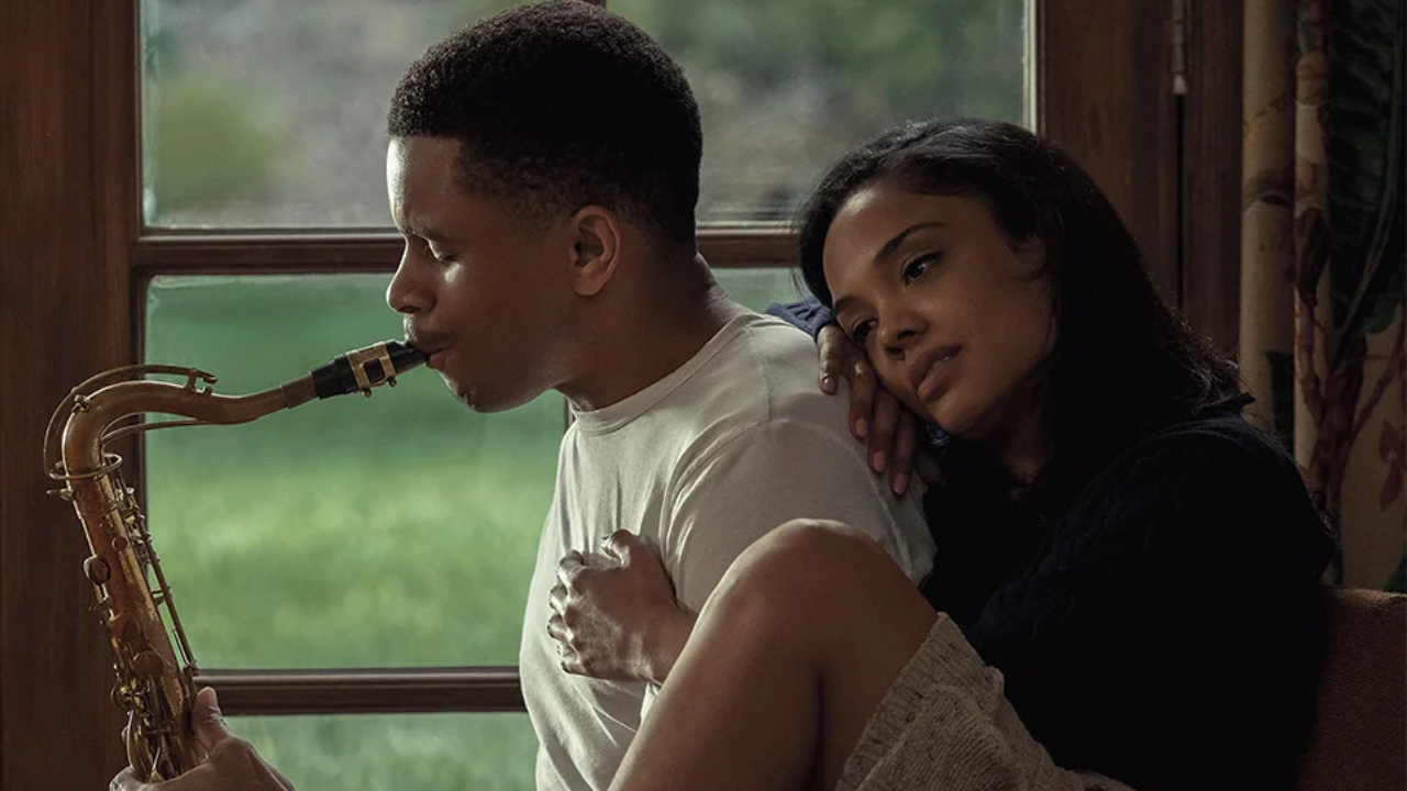 Nnamdi Asomugha and Tessa Thompson in Sylvie’s Love