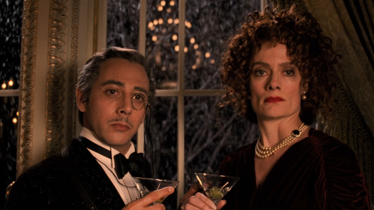 Paul Reubens et Diane Salinger dans Batman Returns