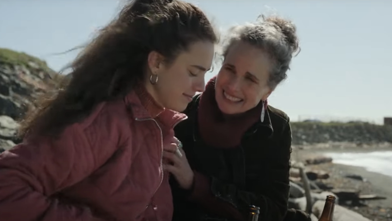 Andie MacDowell und Margaret Qualley bei MAID