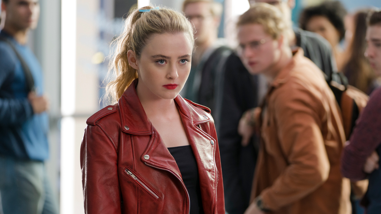 Kathryn Newton dans Bizarre