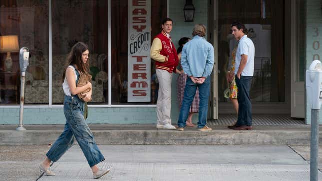 Kya (Daisy Edgar-Jones) in Olivia Newmans Where The Crawdads Sing.