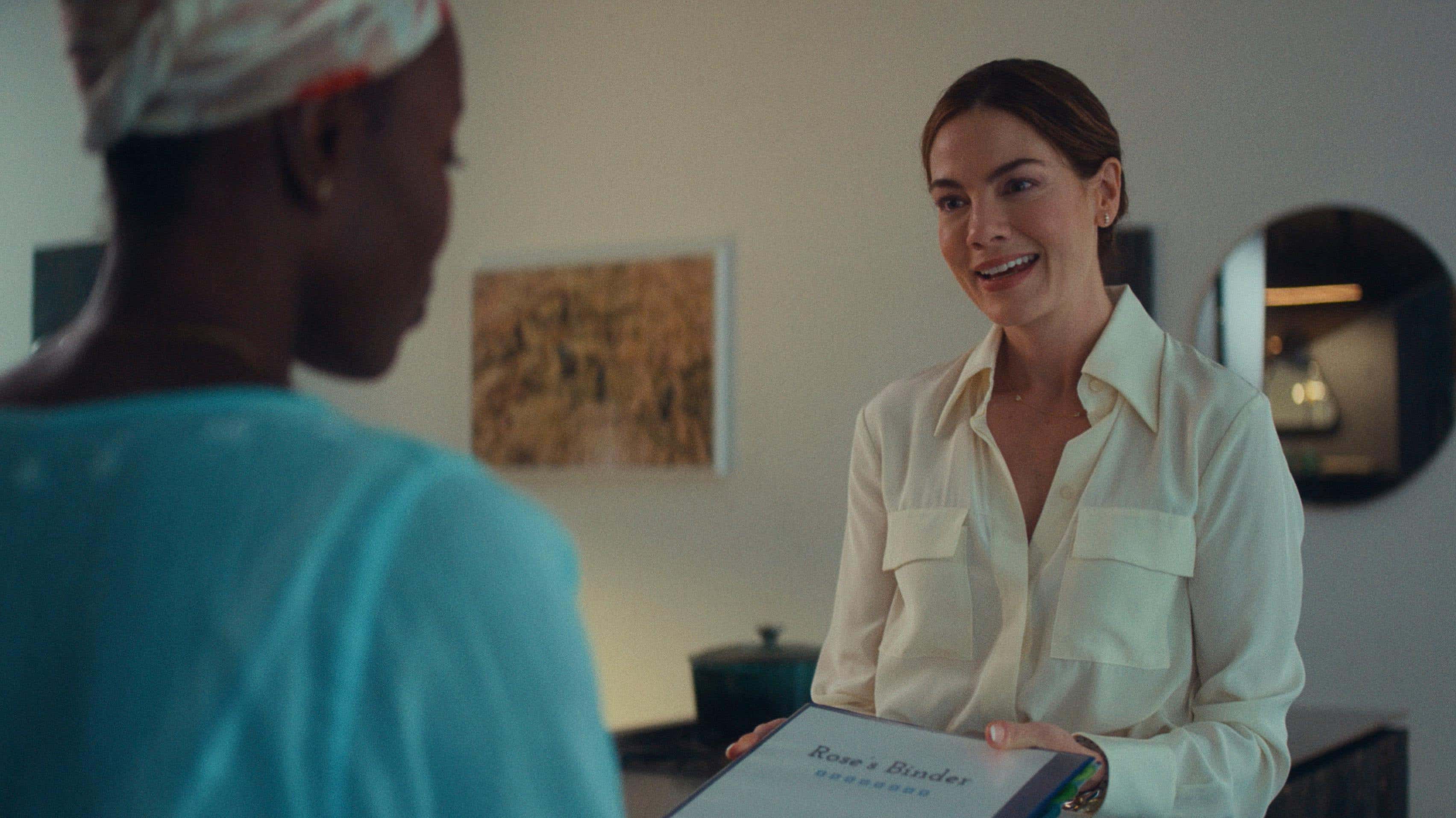 Anna Diop et Michelle Monaghan dans Nounou