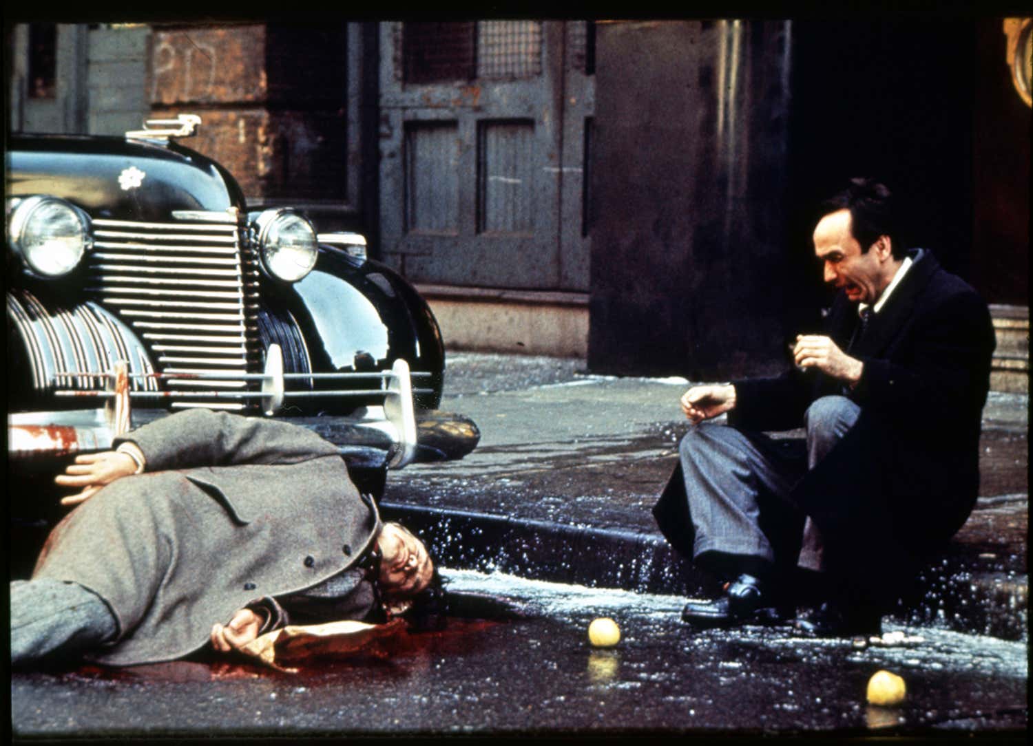 Marlon Brando et John Cazale dans Le Parrain de Francis Ford Coppola