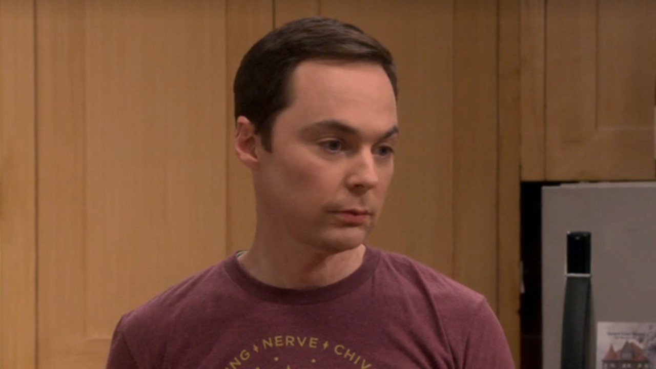 Sheldon dans la cuisine sur The Big Bang Theory