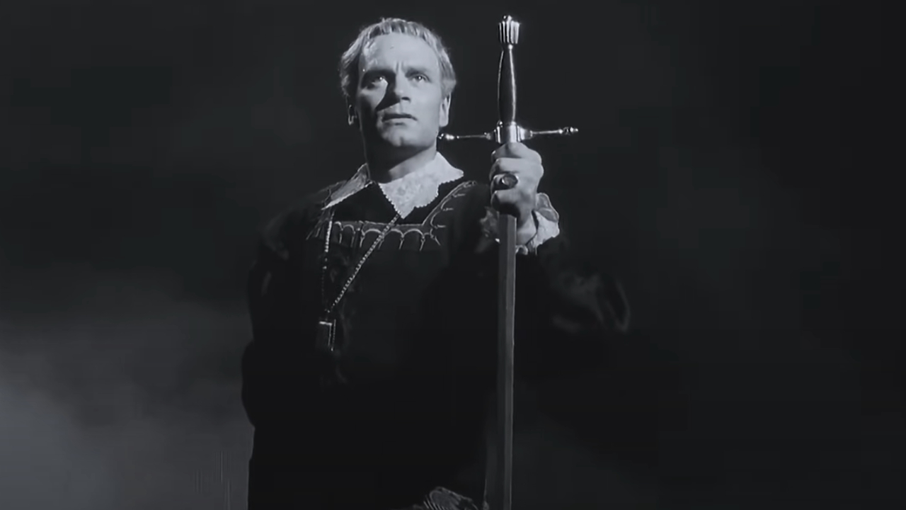 Laurence Olivier dans Hamlet