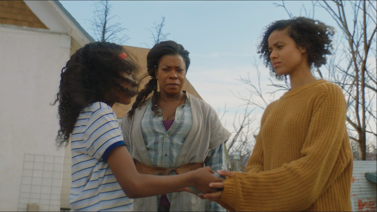 Gugu Mbatha-raw, Lorraine Toussaint et Saniyya Sydney dans Fast Color