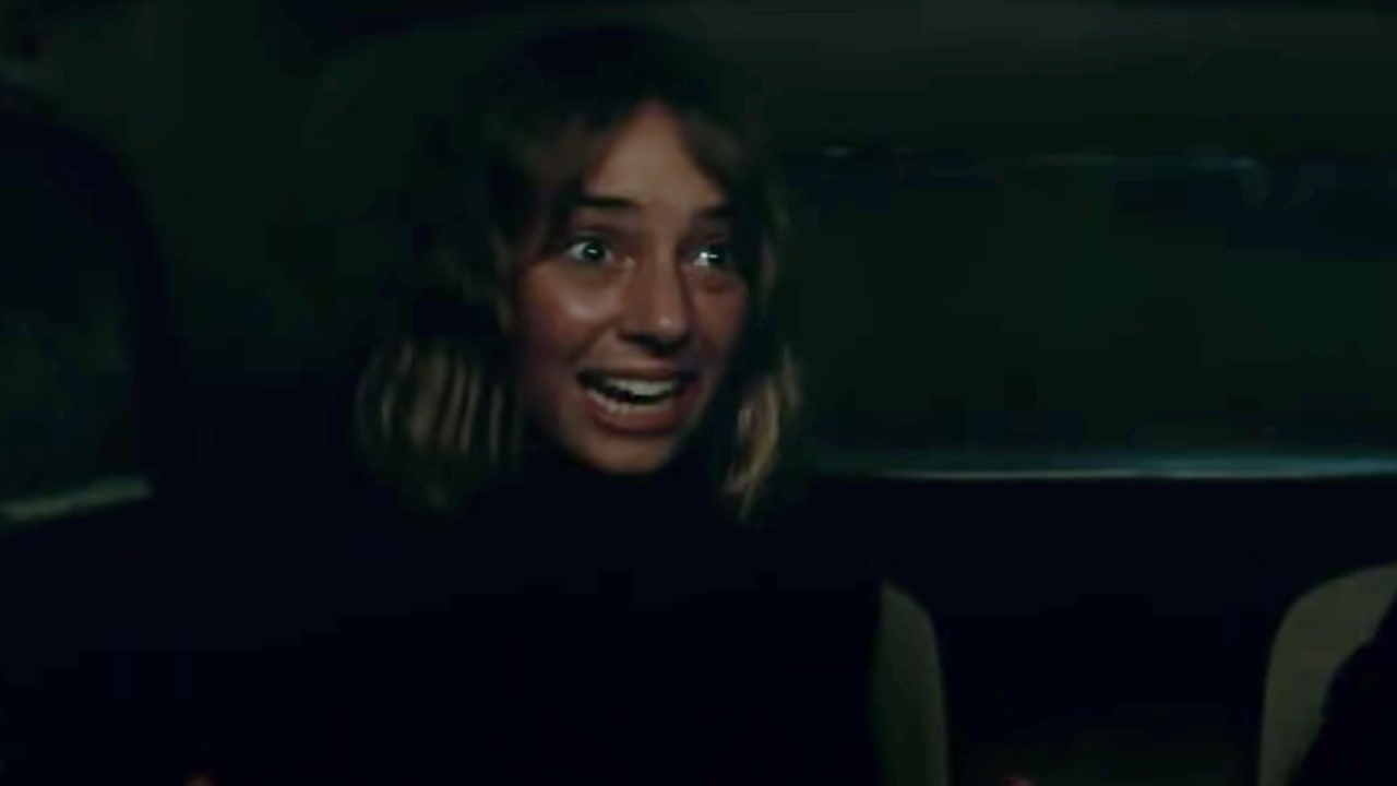 Maya Hawke in Es war einmal in Hollywood