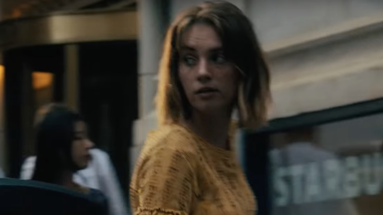 Maya Hawke in Italienischstudien