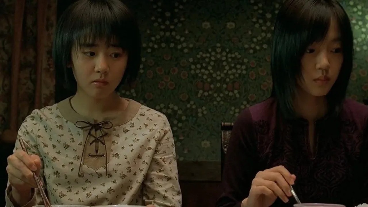 Im Soo-jung et Moon Geun-young dans A Tale of Two Sisters